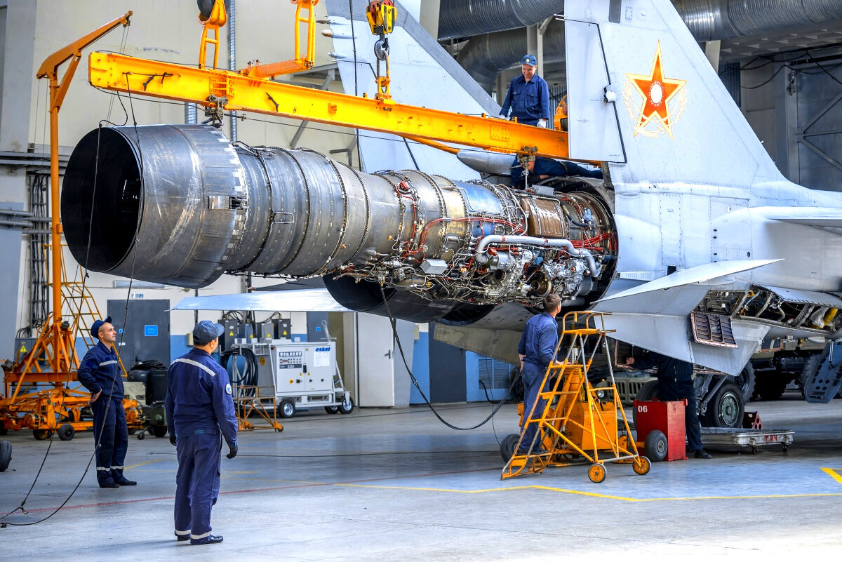 Стало известно, что российское предприятие готово вновь поставить на конвейер легендарный советский авиационный двигатель Д-30Ф6 для истребителей МиГ-31.-2