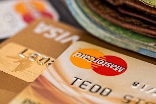    Россиянам рассказали о дальнейшей судьбе карт Visa и Mastercard