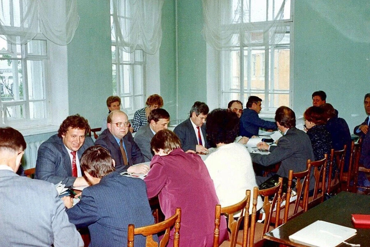 Заседание Тверской гордумы в 1994 году