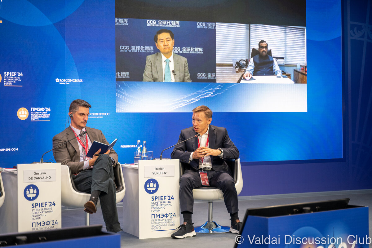 Густаво Де Карвальо, Руслан Юнусов © Клуб «Валдай»