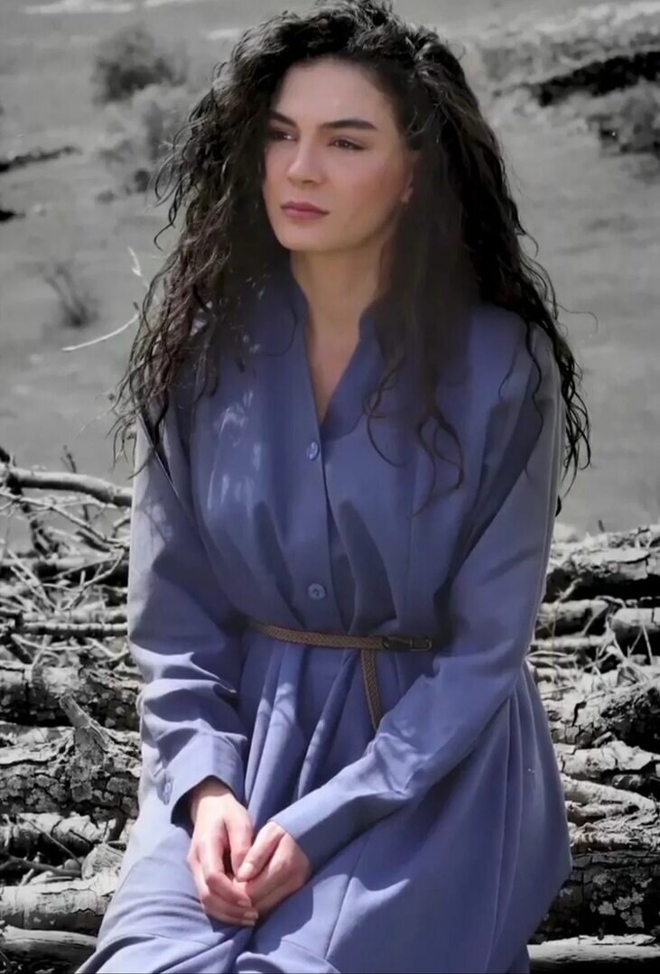 Анжела постаралась скрыть свое беспокойство от Марины.