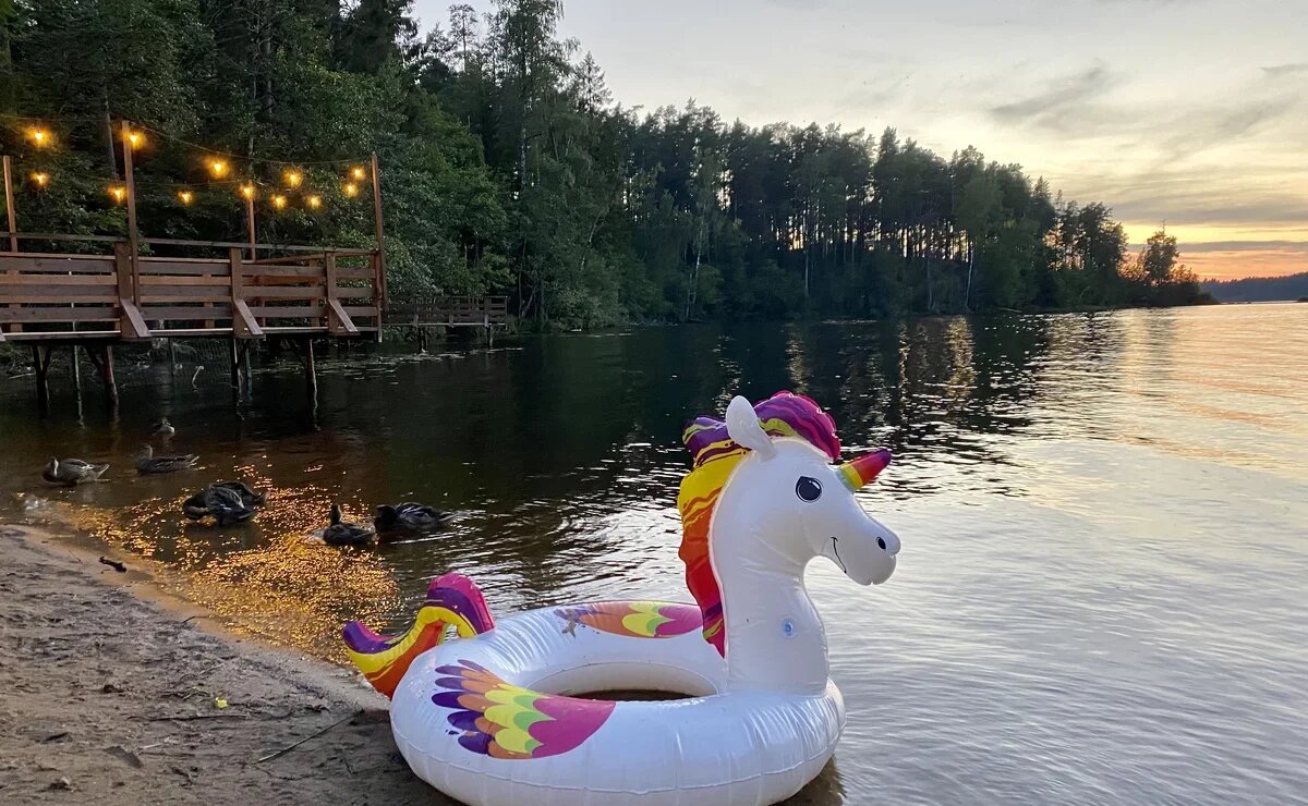    Вместо моря – на реки и озера. Какие внутренние водоемы популярны для отдыха этим летом