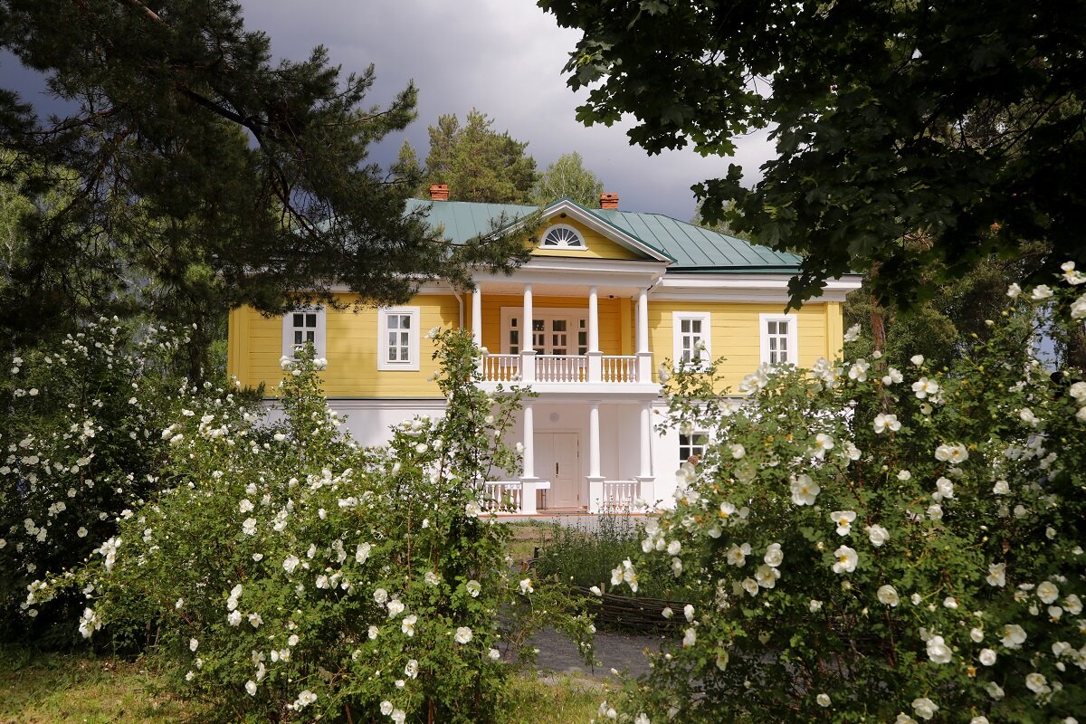    К юбилею поэта музей-заповедник отреставрировали