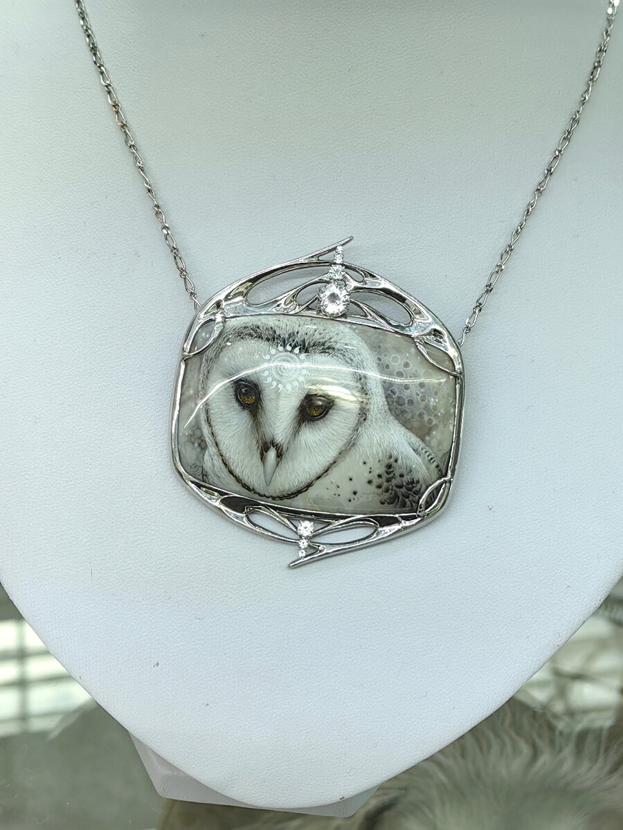 украшение с ювелирной живописью, С. Беловодова