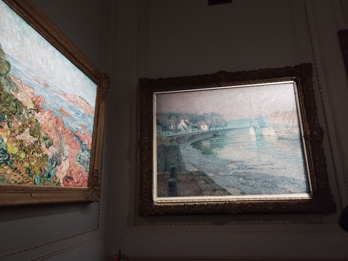 Картины не из Третьяковской галереи. но для иллюстрации подойдут. Фото из личного архива автора