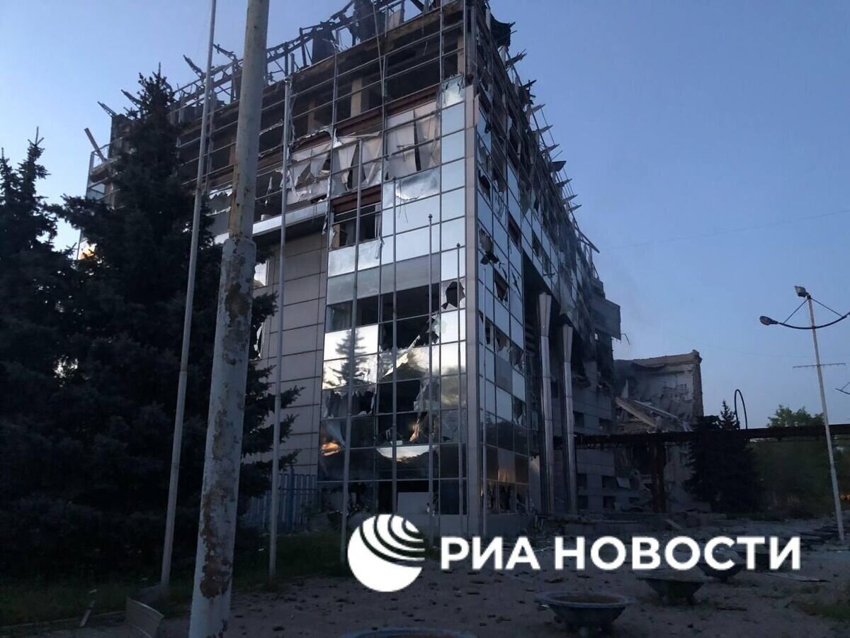    Последствия обстрела Луганска со стороны ВСУ© Фото : РИА Новости