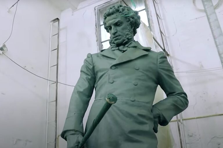    Принтскрин видео с ютуб-канала «Утро в Петербурге». Телеканал «Санкт-Петербург».