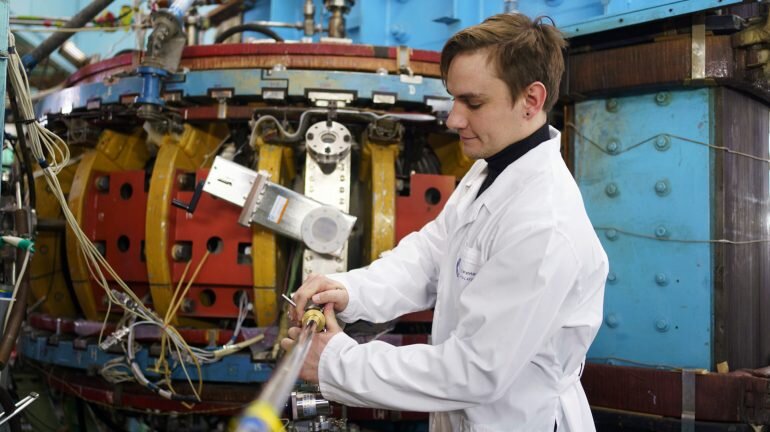 Троицкий институт инновационных и термоядерных исследований (ГНЦ РФ ТРИНИТИ) — один из ключевых научных центров в области магнитного удержания плазмы и инерциального термоядерного синтеза.