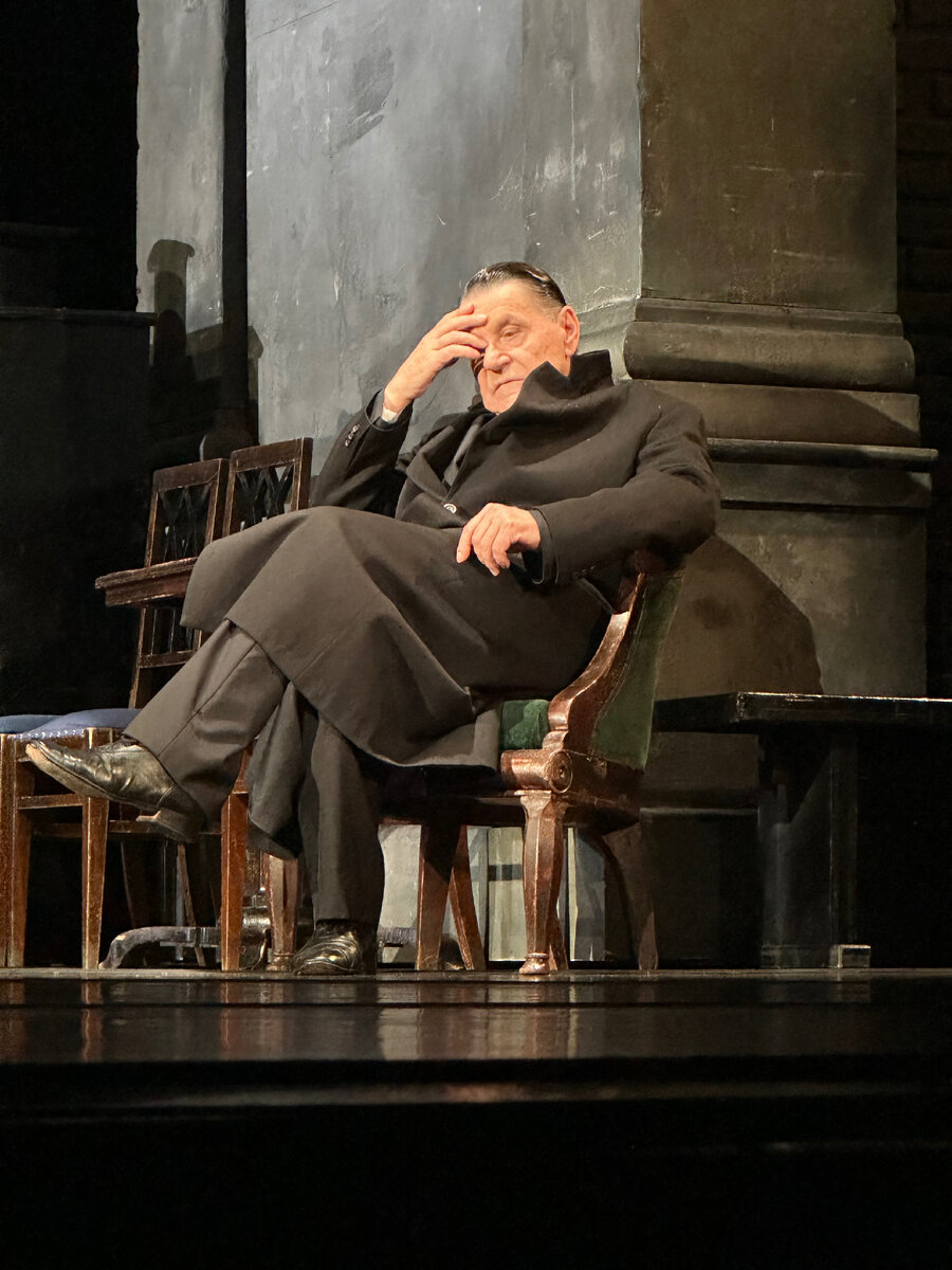 Онегин (Сергей Маковецкий). Фото автора.