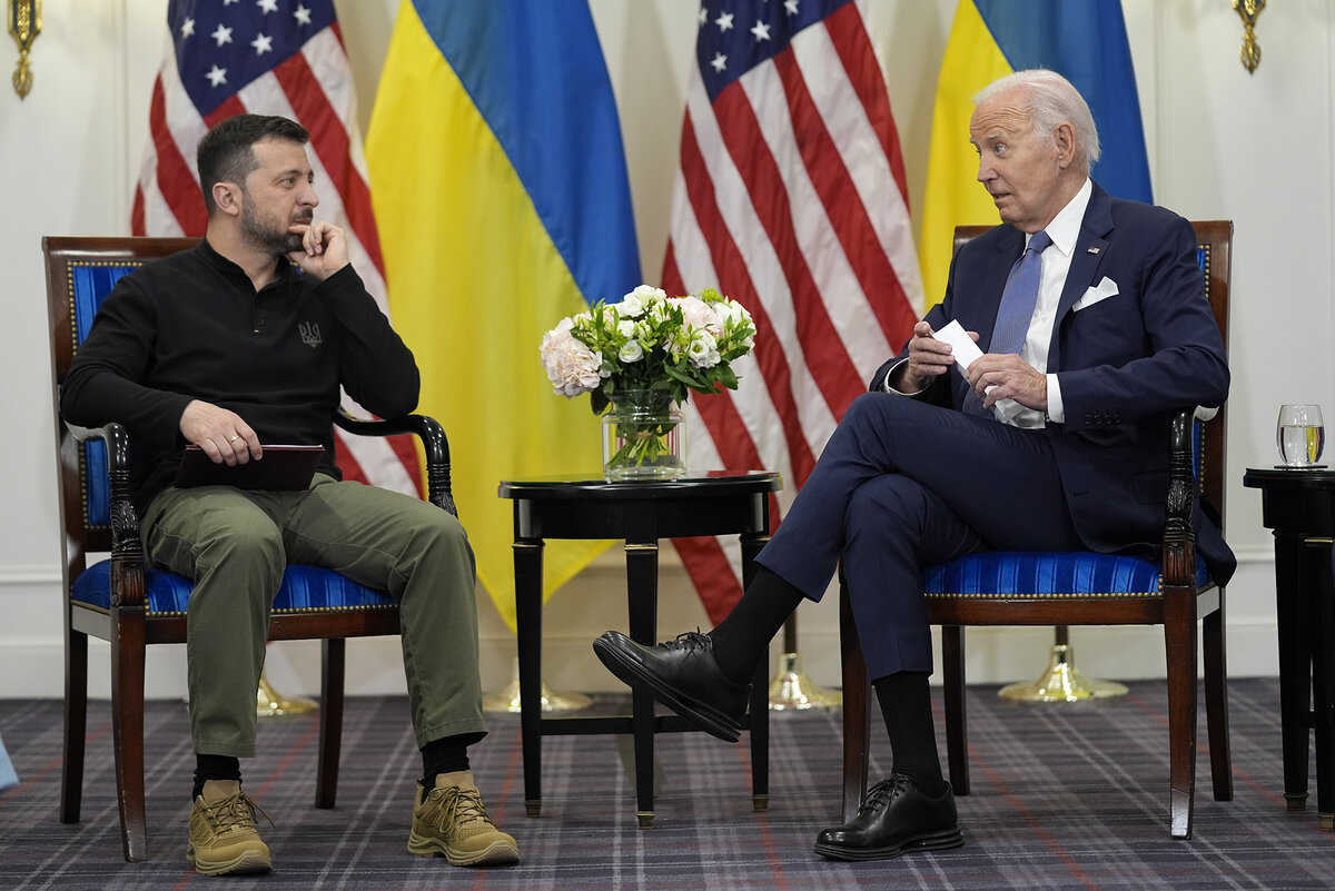 Байден объявил Зеленскому о новом пакете помощи. Фото: CNN.