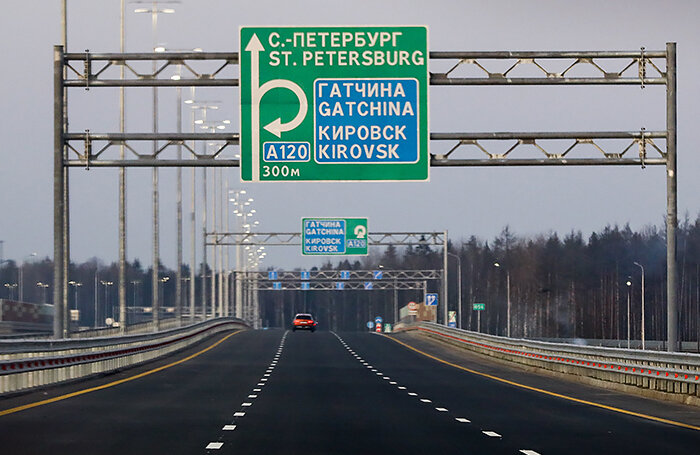    Автомобильная трасса М-11 Москва — Санкт-Петербург.Михаил Терещенко/ТАСС