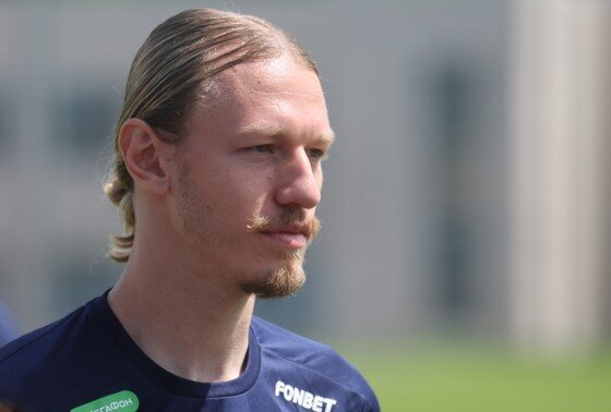    Матвей Сафонов