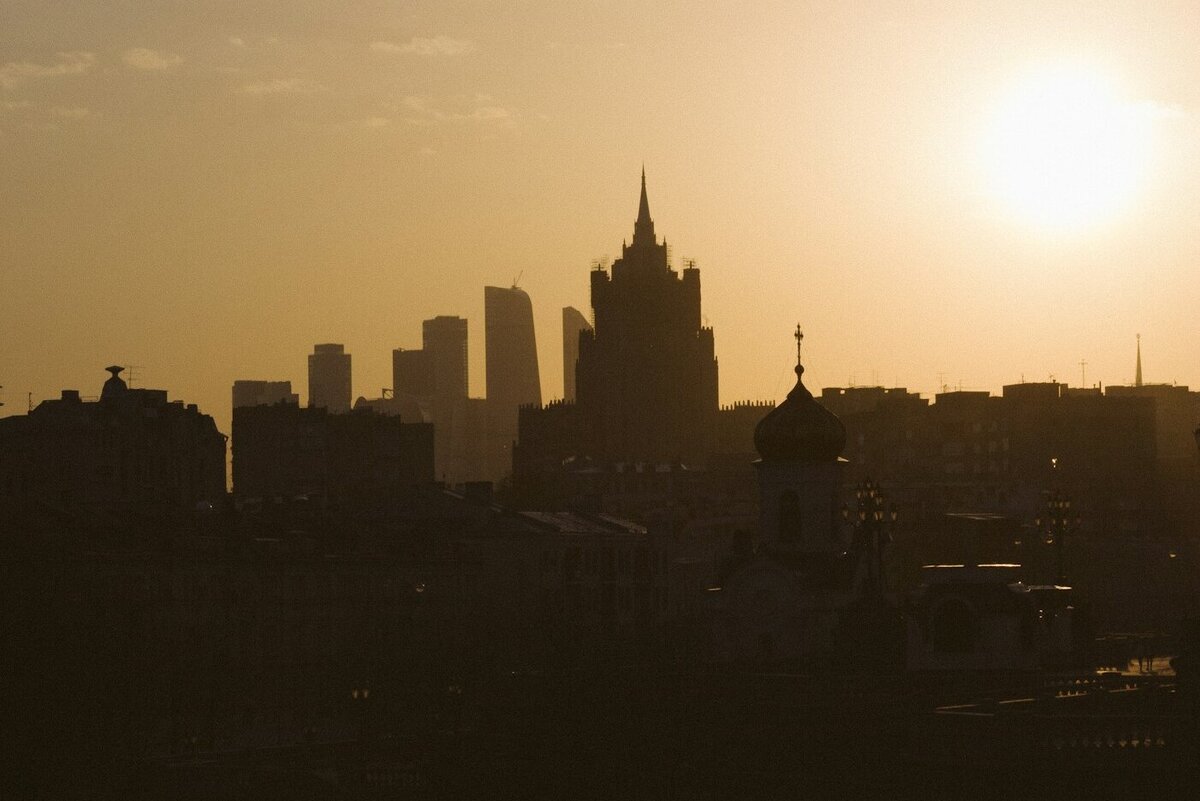     Рекордно жаркое лето 2010 года: 56 000 погибших и другие последствия разрушительной аномалии