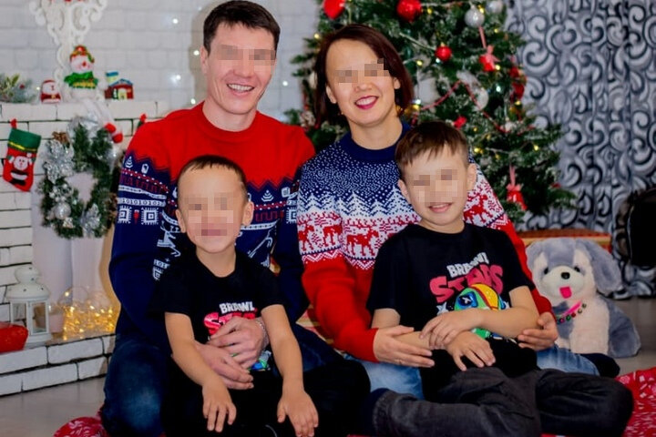 Погибший Раян со своей семьей