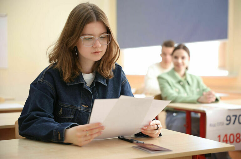 Если результат экзамена плох, ученикам предоставляются возможности улучшить свои баллы и пересдать экзамен.