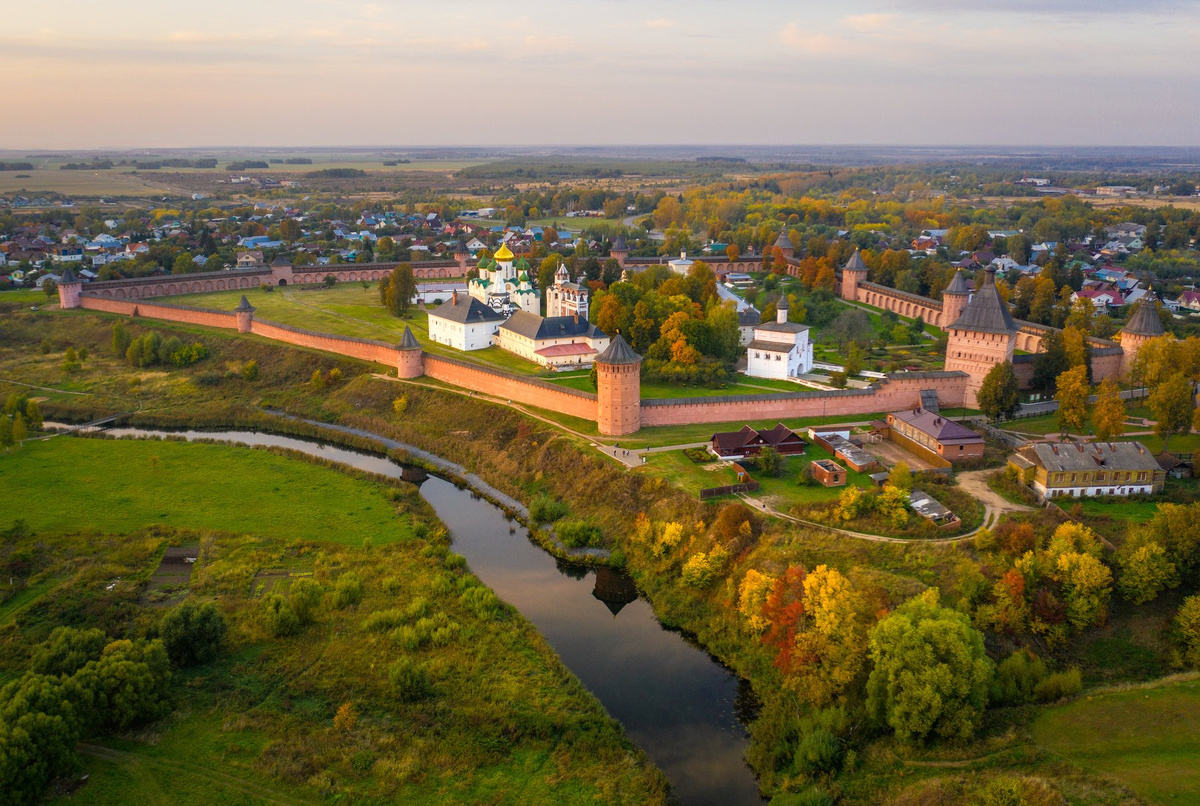 Суздаль, фото с сайта turizmok.ru