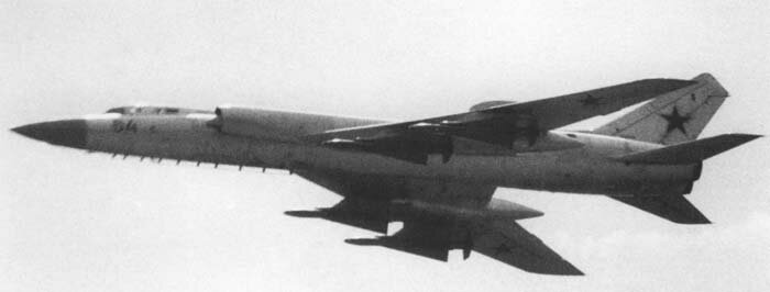 Ту-128 в полете