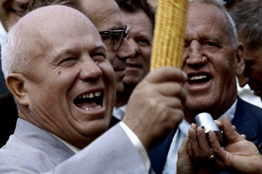 Реальное фото Н. Хрущева во время визита в США. Фото из открытого источника