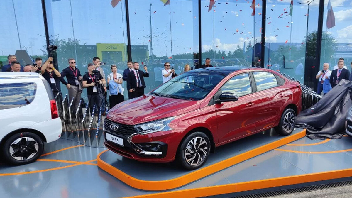 Новый дизайн собрал всю фирменную стилистику модели Lada