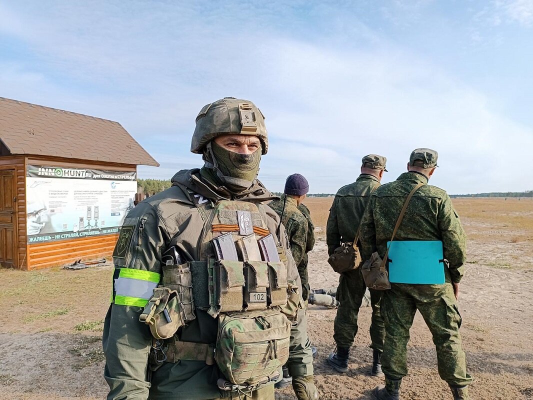Подписавшие контракт военные получат выплату в 400 тысяч рублей.  Фото: ФедералПресс / Дарья Сеймовская