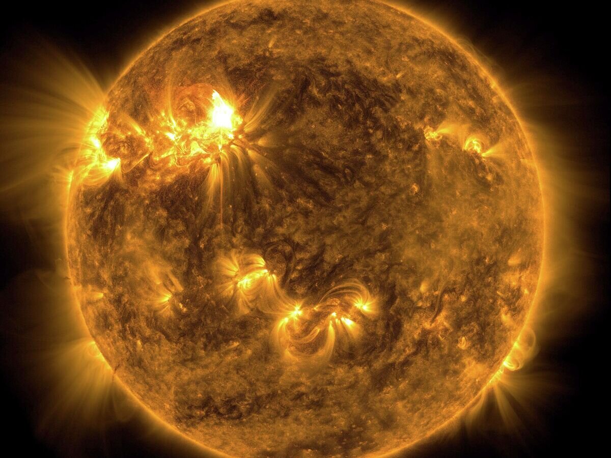    Вспышка M9.6 на Солнце 20 апреля 2022© NASA/SDO