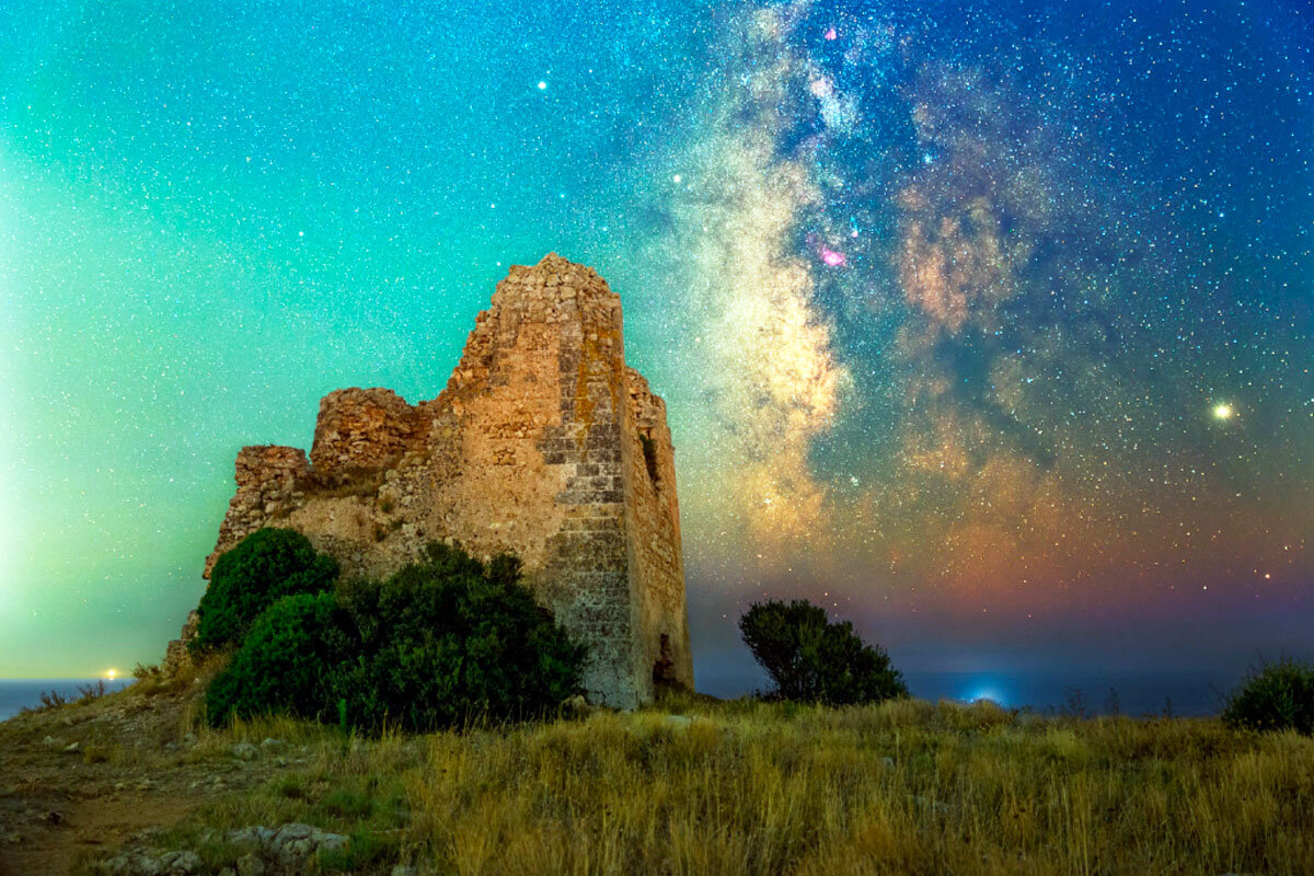 Мы должны рассматривать природу как единое целое, а не как совокупность отдельных элементов, которые не могут существовать без целого