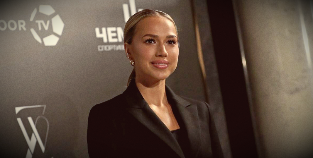 Где сейчас Алина Загитова и почему она, будучи Олимпийской Чемпионкой, не вошла в состав сборной России