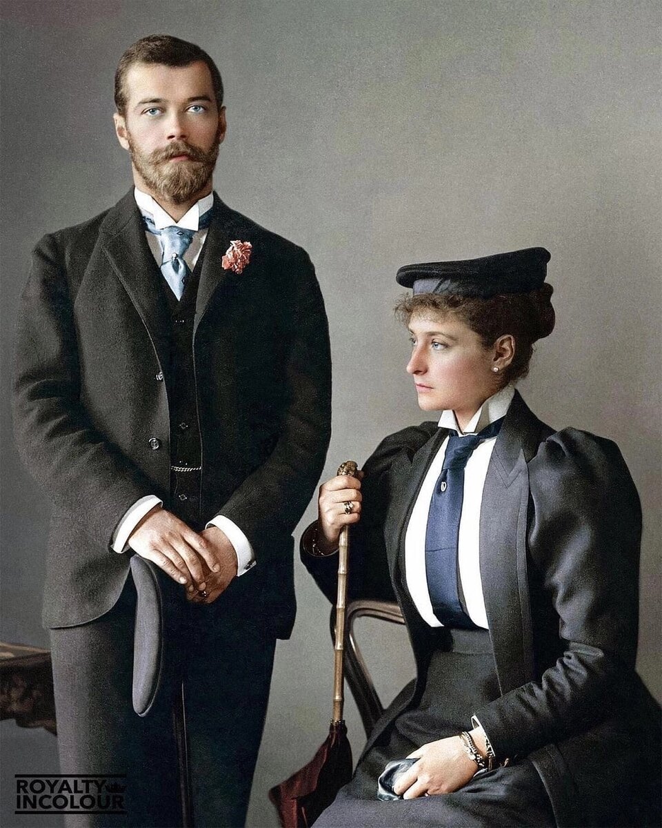 Николай II в запонках