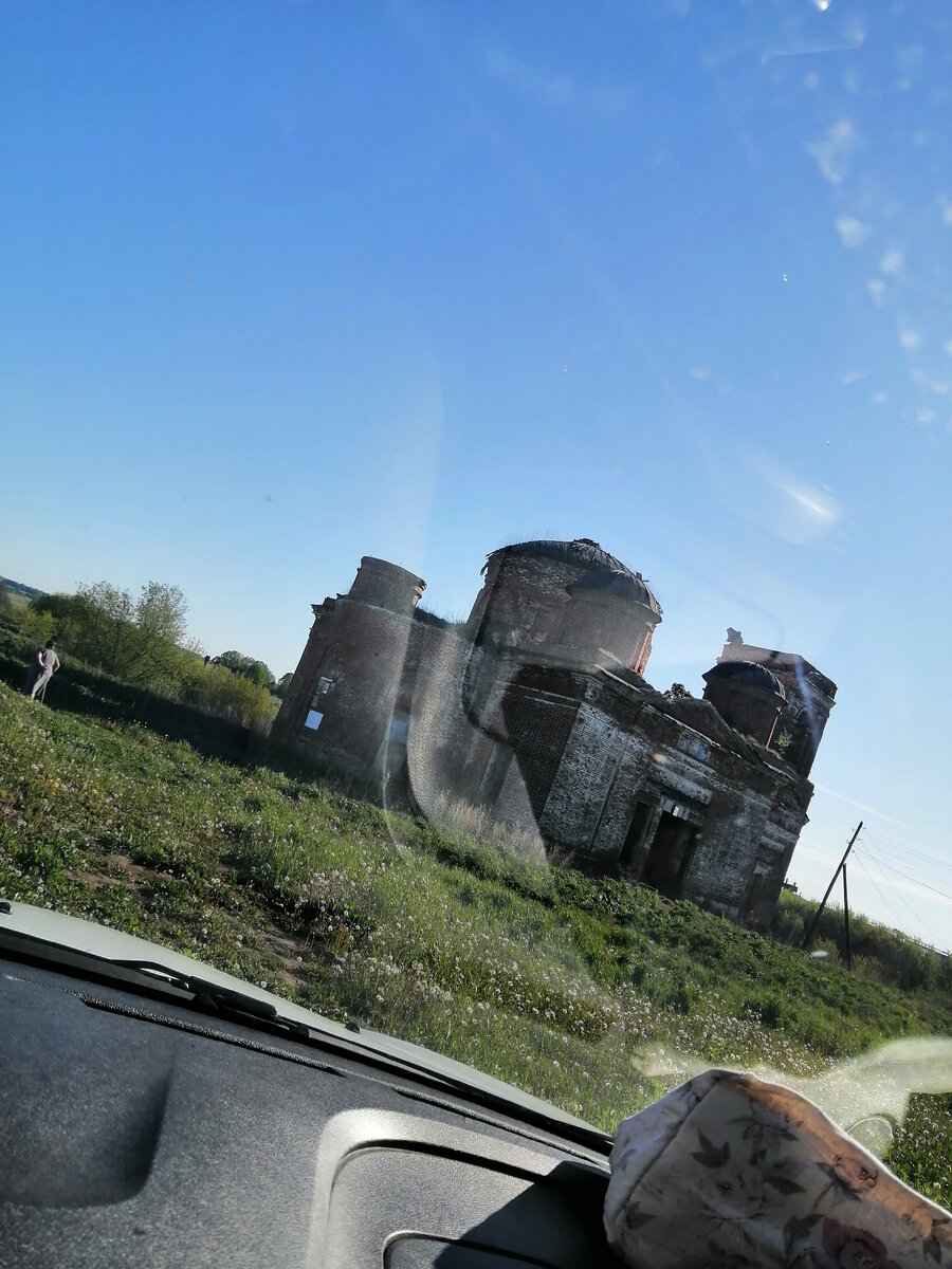 Летняя церковь в честь Иконы Божией Матери