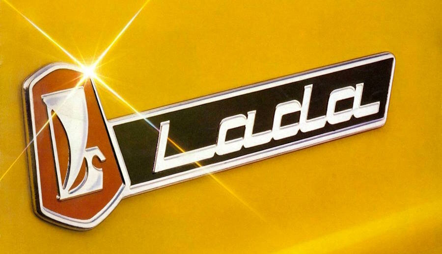 Президент АвтоВАЗа Максим Соколов поделился планами по запуску новых моделей марки «Лада» на ближайшие пару лет. 2024 год
Осенью этого года компания начнёт серийное производство двух новых автомобилей.
