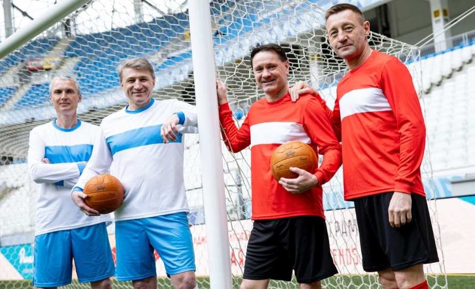    Перед матчем Победы у звезд российского футбола было отличное настроение. Фото: Соцсети РФС