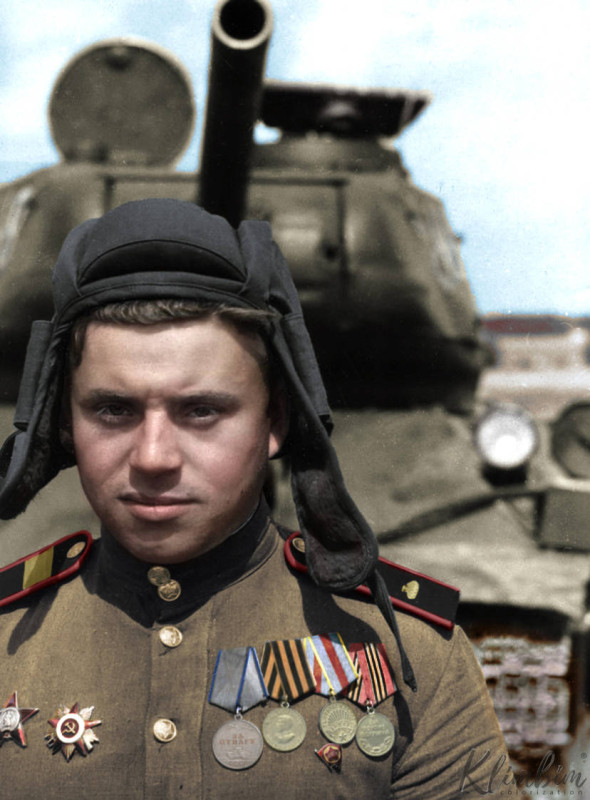 Завершая серию фотоподборок на тему Великой Отечественной войны. Около 50 колоризованных и цветных фотопортретов 1941—1945 годов.