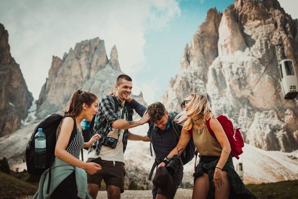    Друзья. Радость. Эмоции. Источник: Unsplash.com