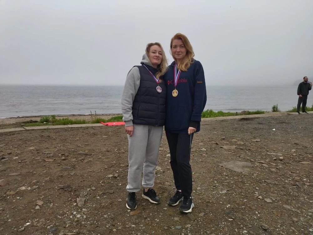 Традиционный заплыв вокруг мыса Басаргина прошёл в экстремальных ...