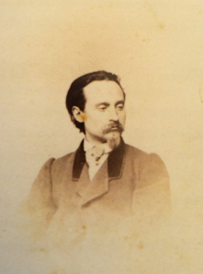 Josep Tapiró i Baró (1836-1913), fotografiat el 1864