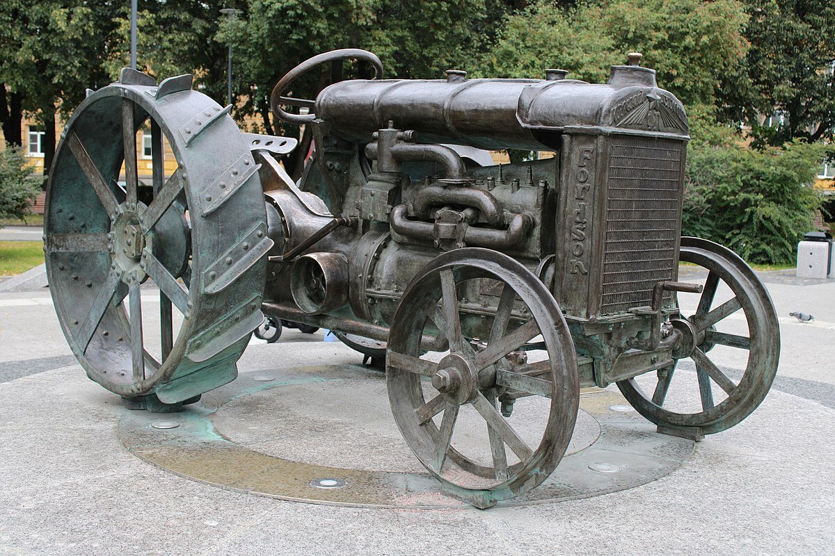 Трактор Фордзон Путиловец