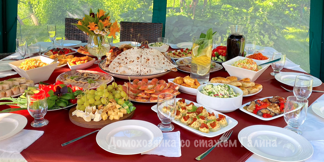 Праздничный стол на День рождения внука
