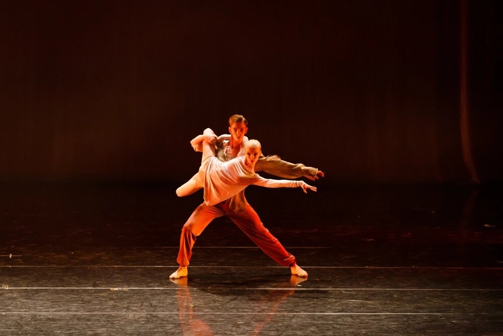    Алексей Мелкозёров и Алиса Пестова исполняют сложнейшую профессиональную программу. Фото:  Пресс-служба / Марина Соловьёва