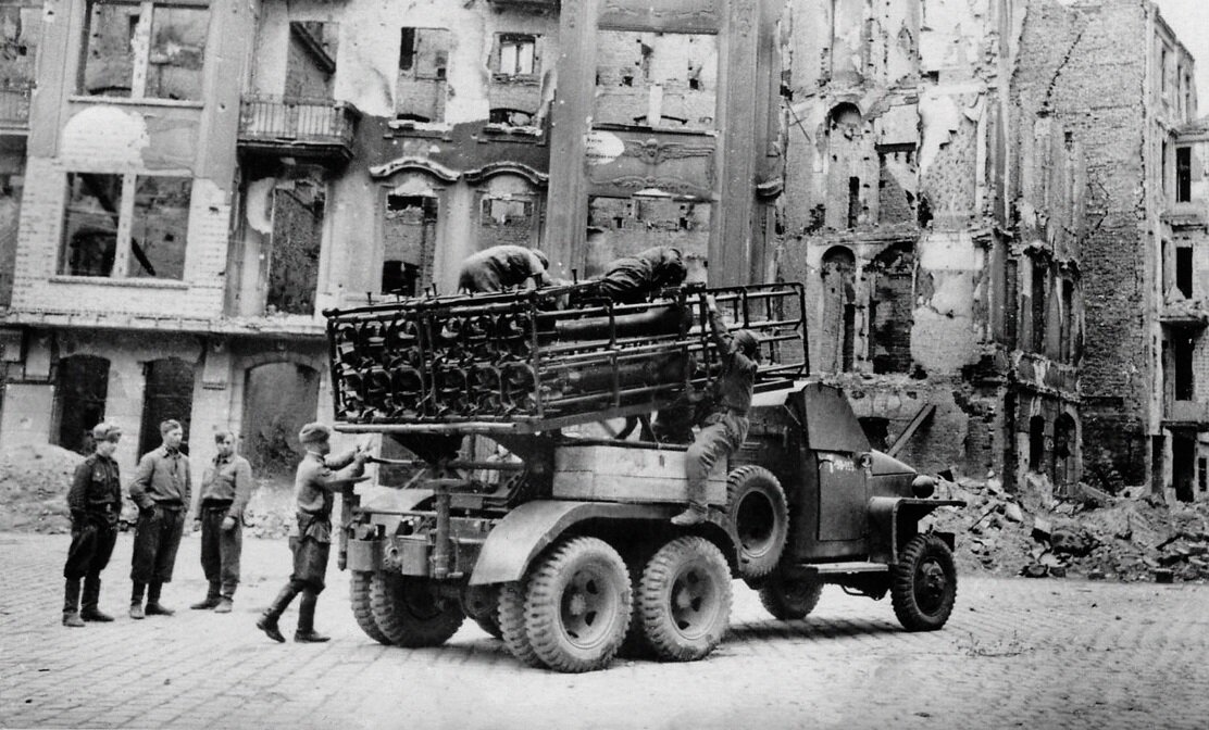     Реактивная установка БМ 31-12 «Андрюша» / Public domain