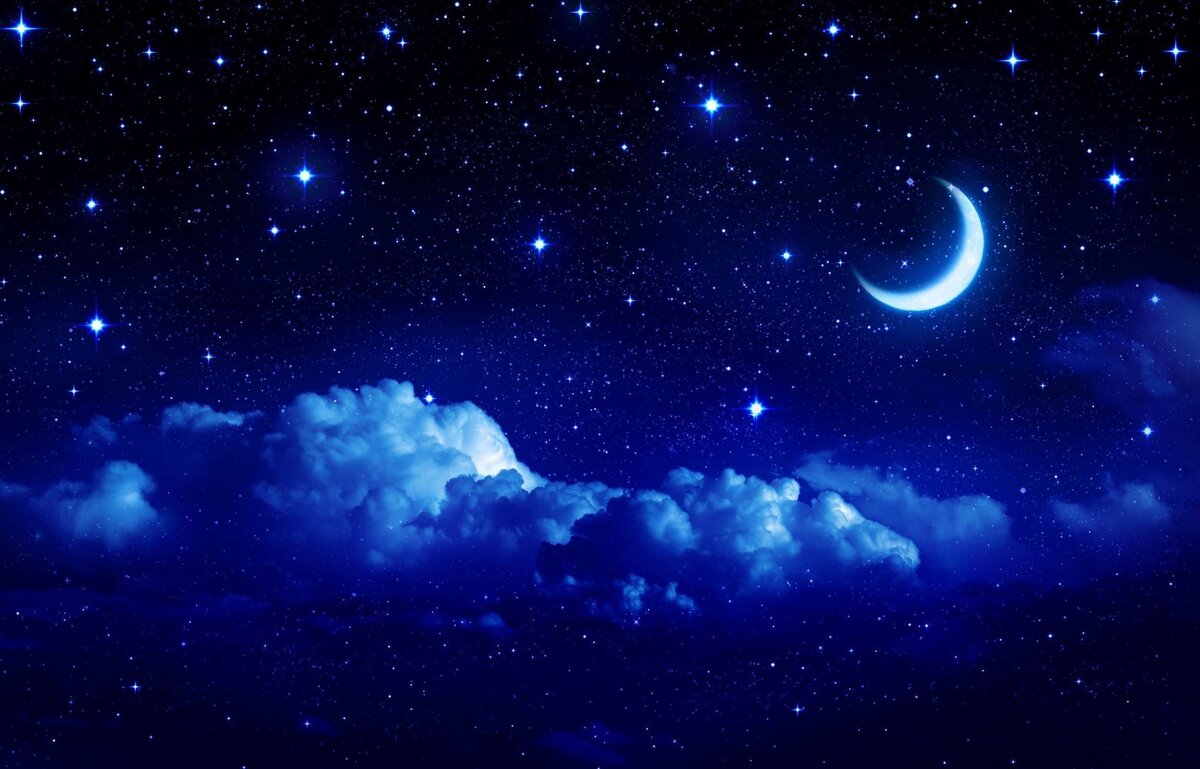 Космическая ночь — это удивительное время, когда звёзды становятся особенно яркими и притягательными. В эту пору возникают многочисленные истории и легенды, связанные с небесными светилами.
