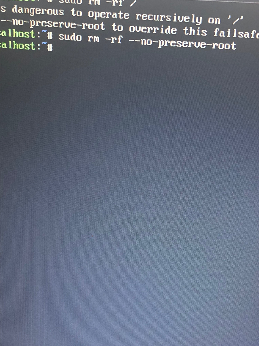 Удалял линукс