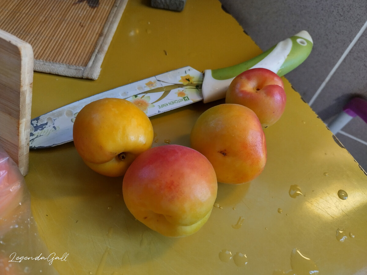 Самые мягенькие тут же заточили ))) Сладко!