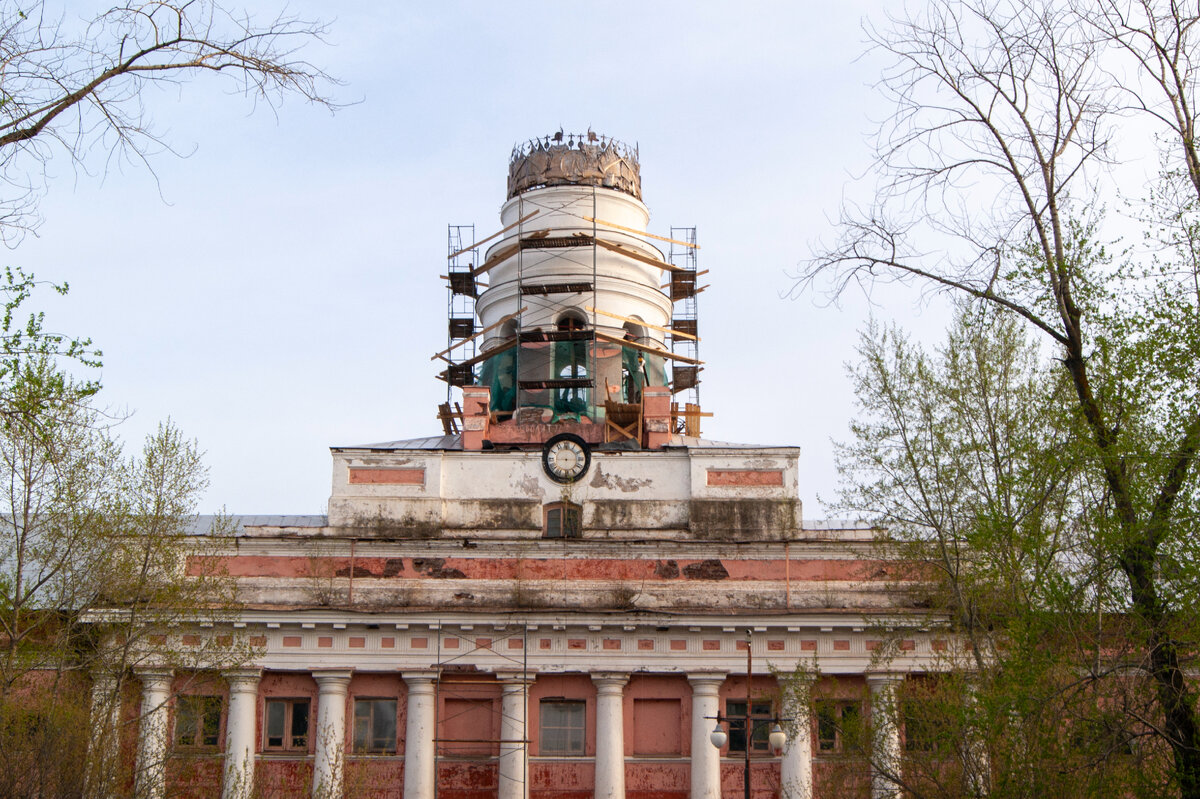 Ижевск. Главный корпус Ижевского завода.