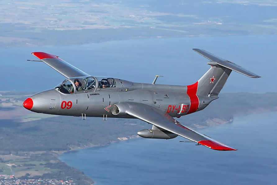 Учебно-тренировочный L-29 "Дельфин". Изображение из открытых источников