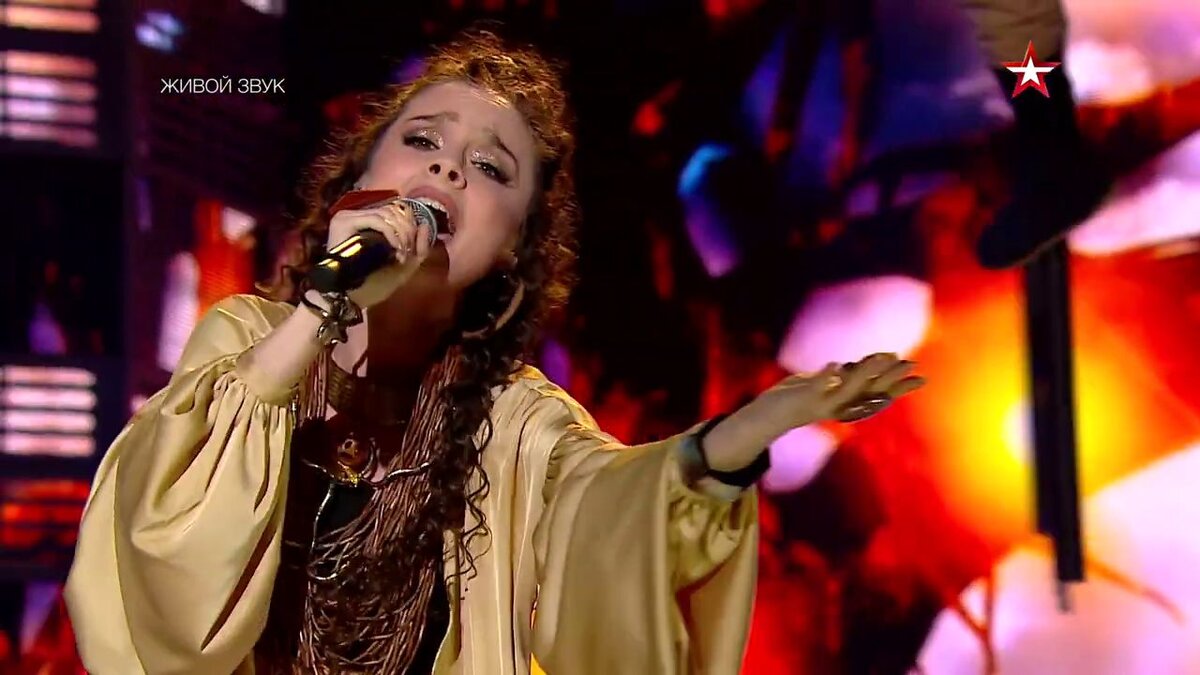 Кадр из номера Анны Вайвод.