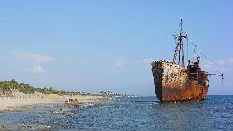 Взято из: https://en.wikipedia.org/wiki/File:Shipwreck_sis.png