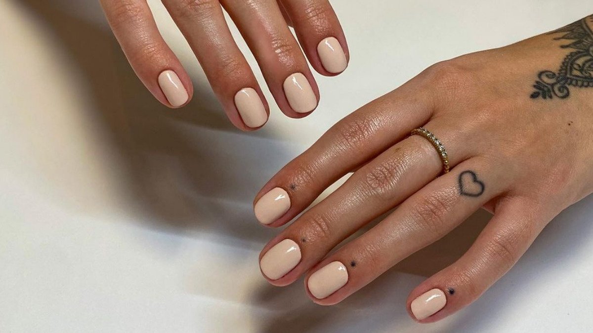    «Льняной» маникюр из аккаунта Люсии Груберовой