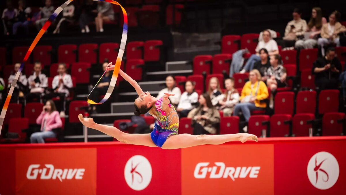 Rhythmic Gymnastics резинка