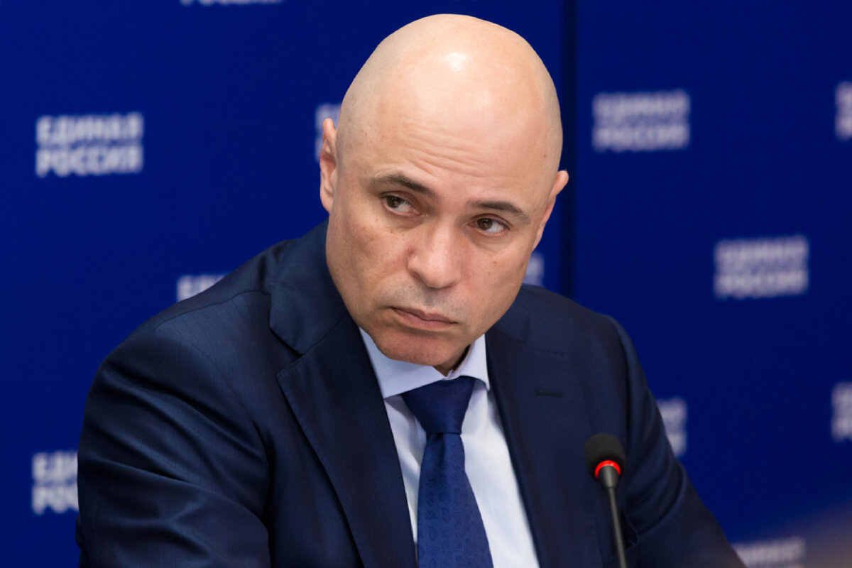 Липецкий губернатор Игорь Артамонов. 