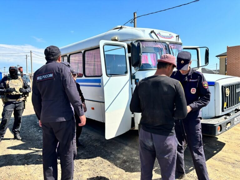    В Оренбурге на стройке в «Экодолье» полицейские и бойцы ОМОНа задержали нелегалов Кристина Просвиркина